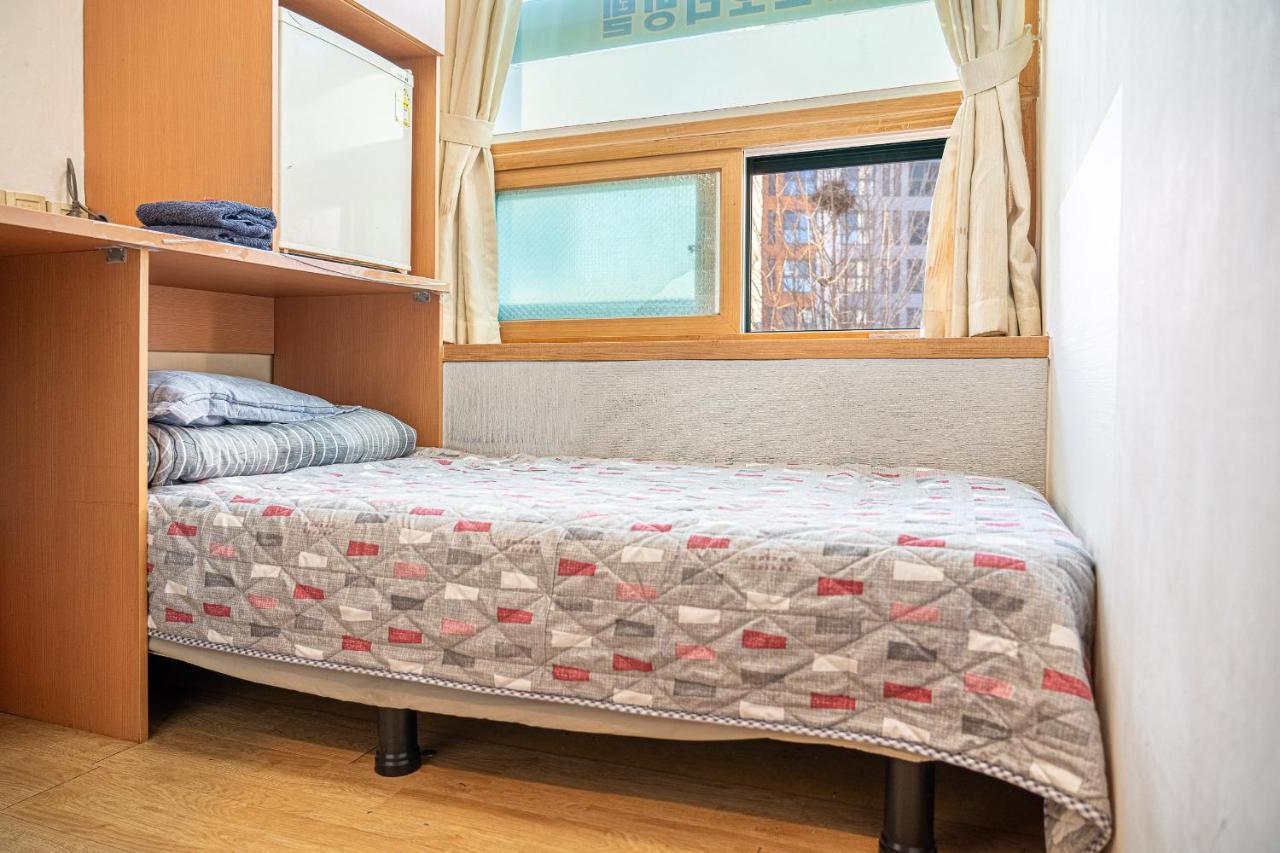 Dream Single House Asrama Seoul